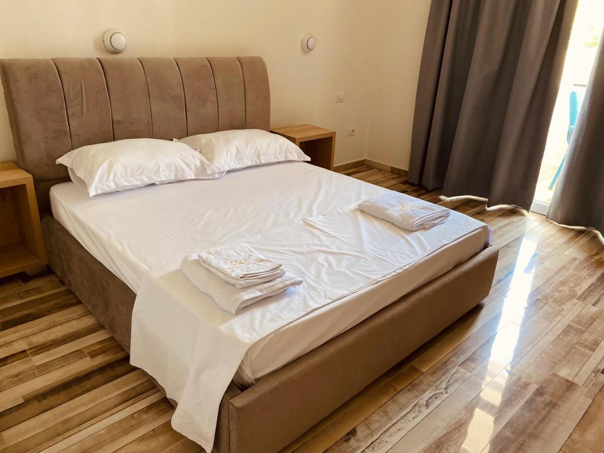 Montecarlo Lungomare Vlorë 외부 사진